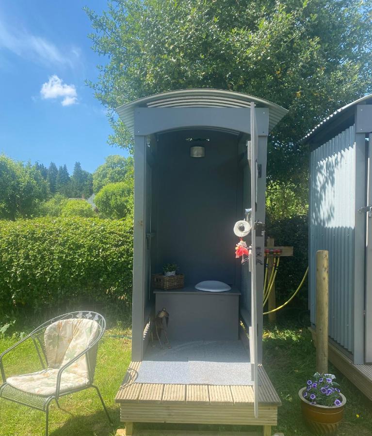 Hope Cottage Bell Tent Retreat アッシュボーン エクステリア 写真