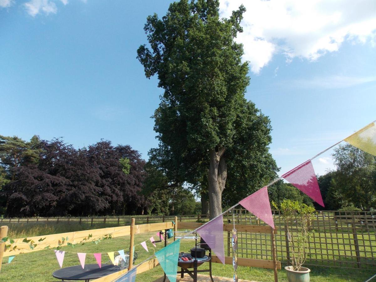 Hope Cottage Bell Tent Retreat アッシュボーン エクステリア 写真